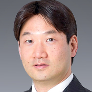 headshot of Takayuki kihira