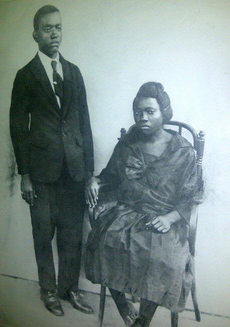 Albert Porte and Lillian Porte family photo in black and white